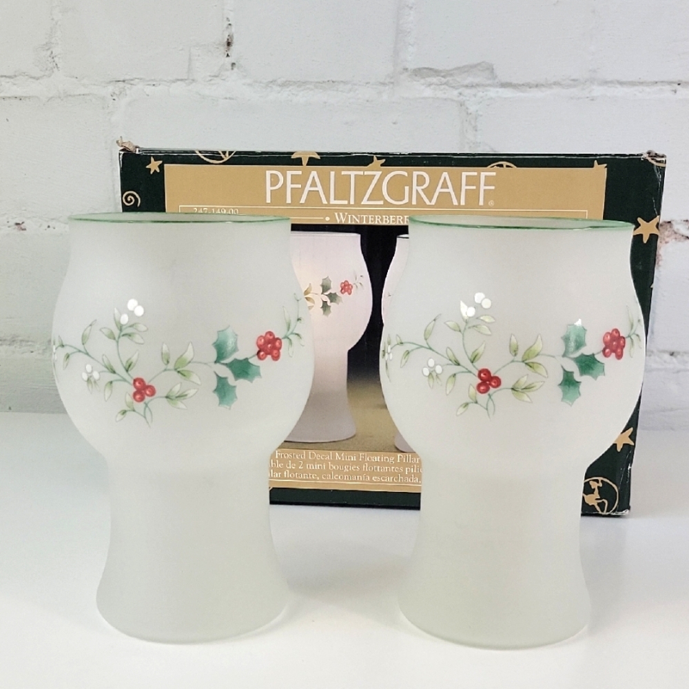Pfaltzgraff Winterberry Frosted Glass Decal Mini Floating Pillar Candle Holders